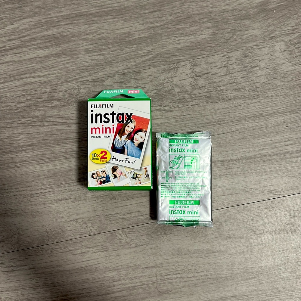 fujifilm/polaroid film
